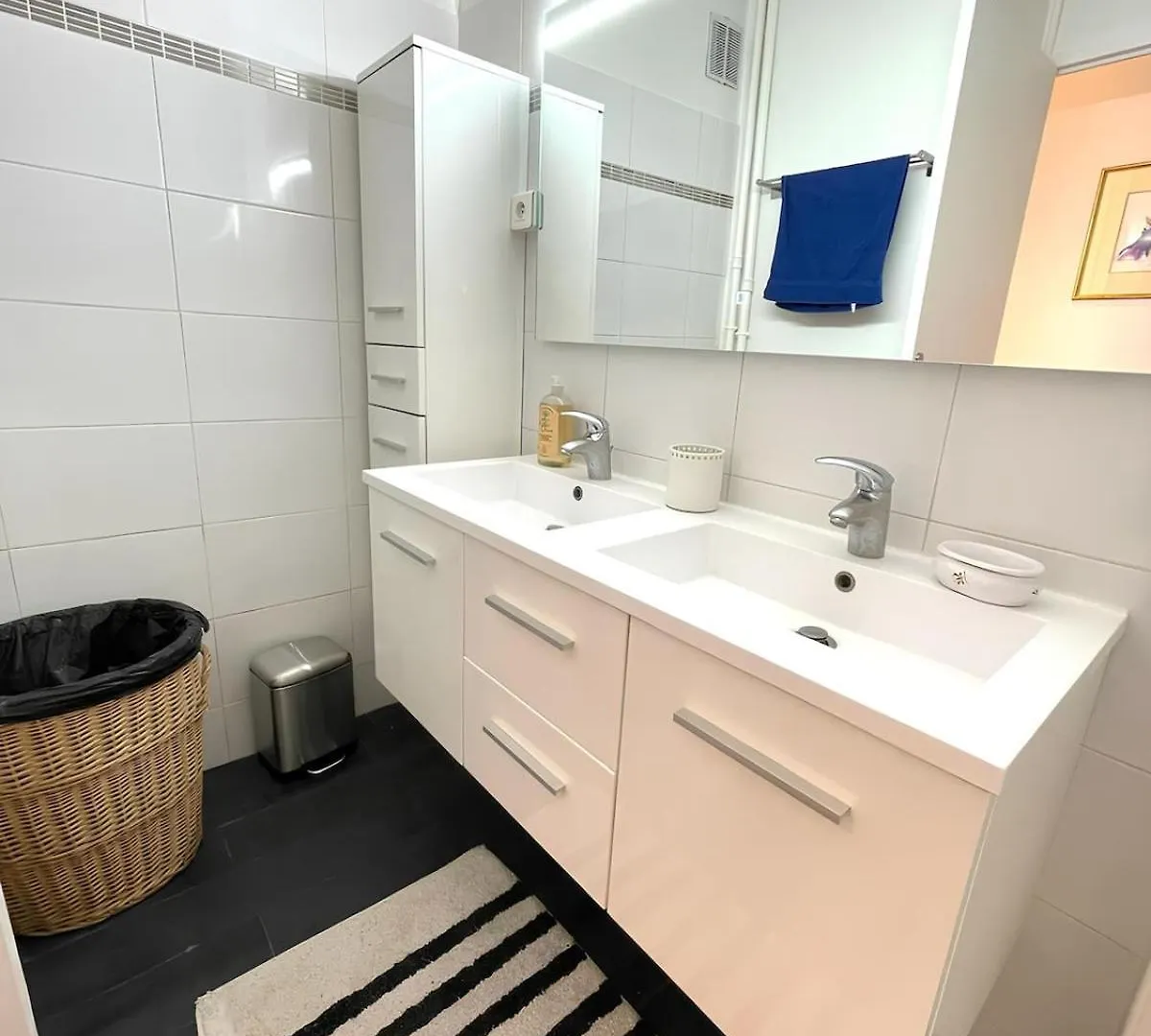 Apartment Le Navigateur - Wifi And 1 Private Parking Space Toulon France