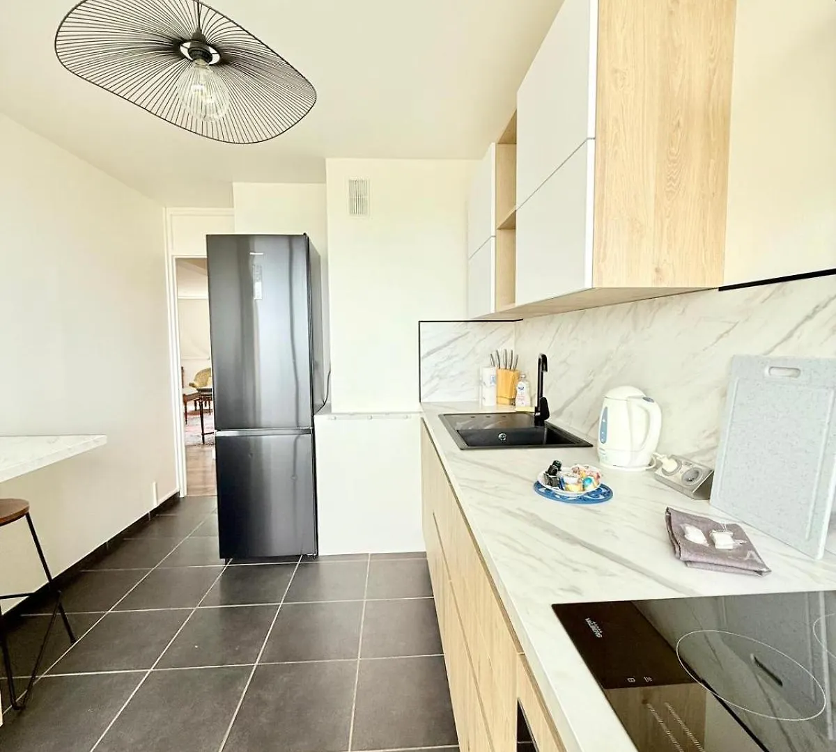 Le Navigateur - Wifi And 1 Private Parking Space Toulon Apartment